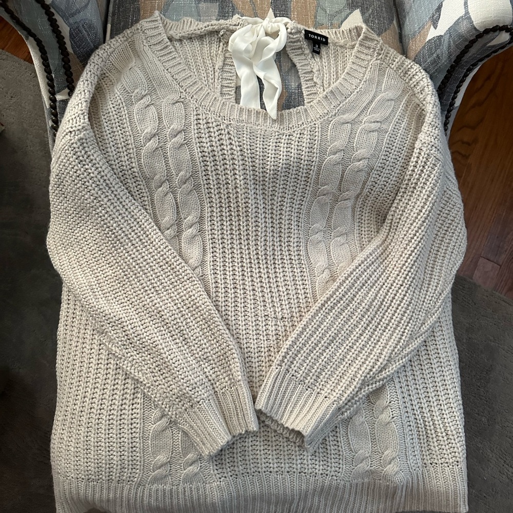 Torrid Cream Crew Neck Chunky Knit Sweater